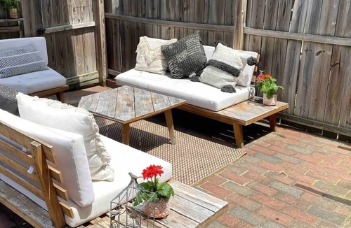 Columbia Heights House | Calm and Cozy Refuge Row House