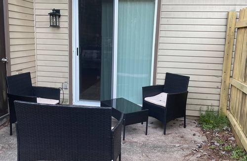 Stone Mountain House | Calm, comfy & cozy townhome ready 4 U!