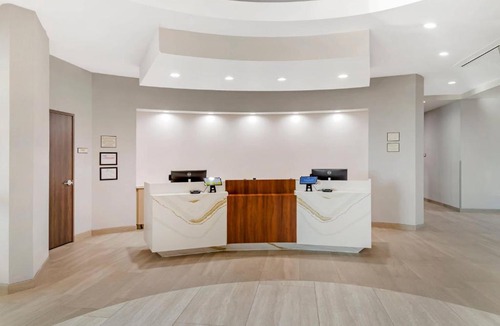 Roanoke Hotel | Cambria Hotel Northlake Conference Center - Roanoke