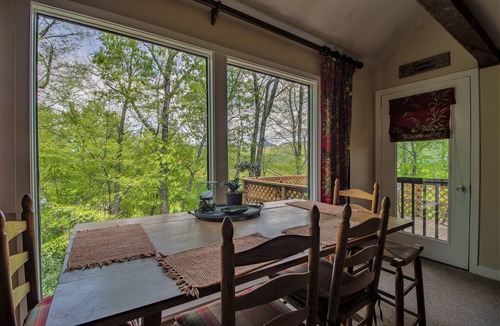 Sugar Mountain Condo | 'Camp Chestnut' - 200 Yards to Sugar Clubhouse!