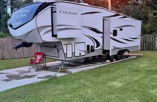 Savannah House | Camper/RV in beautiful Savannah Ga