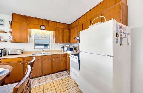 Brigands' Bay House | Canalfront, Cozy 3BR with Amazing sound views!