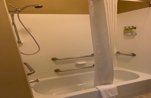 Temple Hotel | Candlewood Suites Temple by IHG