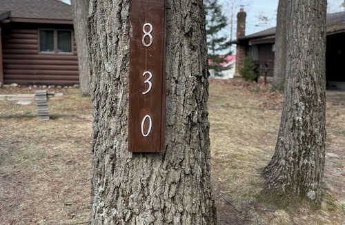 Long Lake Cabin | Canoe & Fire Pit! Sleeps 9!