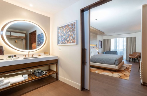 Dupont Circle Hotel | Canopy by Hilton Washington Embassy Row