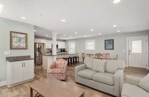 Nags Head House | Cape Lookout Cottage: Pet Friendly, Semi-Oceanfront, Hot Tub and Community Pool!