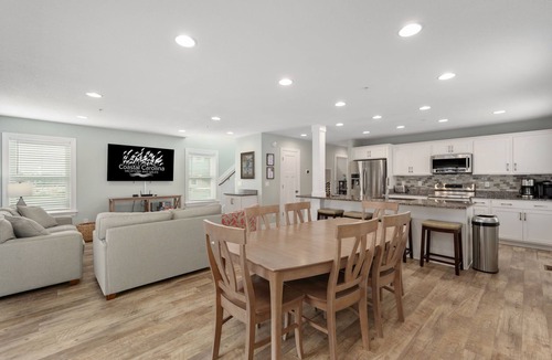 Nags Head House | Cape Lookout Cottage: Pet Friendly, Semi-Oceanfront, Hot Tub and Community Pool!