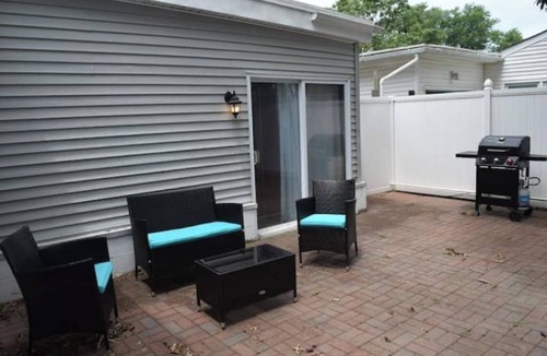 North Cape May House | Cape May Bay Breeze Getaway