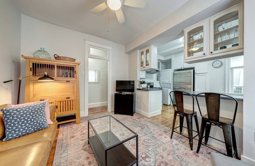 Capitol Hill House | Capitol Hill, 3 Apartments, 1 House, Free Parking