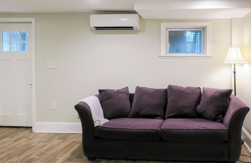 Kingman Park Apartment | Capitol Hill East Suite