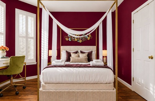 Bloomingdale Bed & Breakfast | Capitol Piano House - Luxe 4BR, Sleeps 14, Fenced Yard, Parking