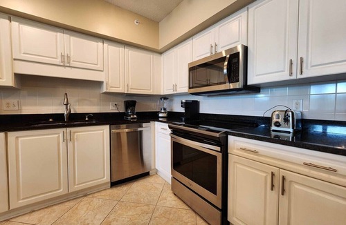 Litchfield by the Sea House | Captains Quarters D12