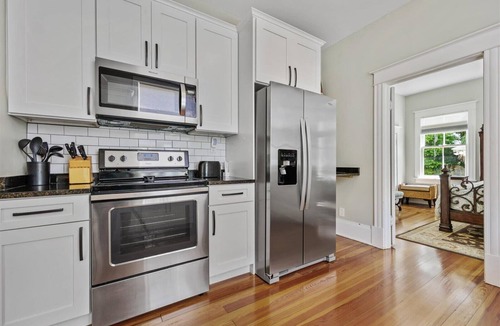 Downtown Historic District House | Casa Doble - Two Units, One Location!