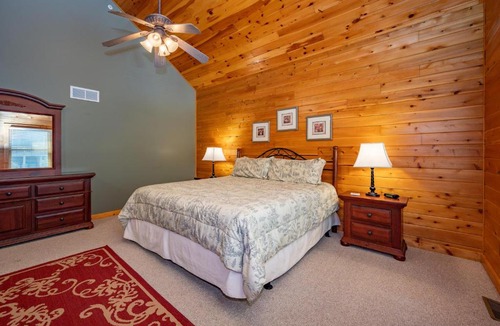McHenry House | Cedar Shores Villa #08