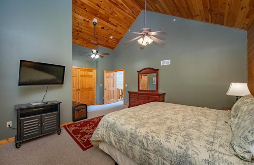 McHenry House | Cedar Shores Villa #08
