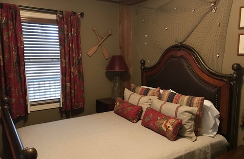 Traphill Cabin | Cedar Suite: Mountain Getaway overlooking The Roaring River on the vineyard