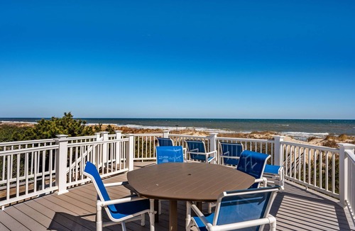 Pine Island House | Celestial Seasuns | Oceanfront | Private Pool, Hot Tub | Corolla
