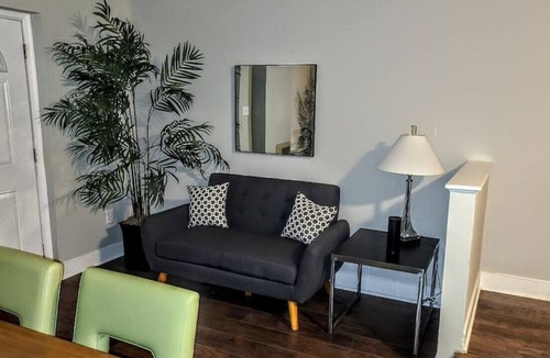 Richmond House | Central 2 Story, 3 Bed Home in RVA 4-min. from VCU
