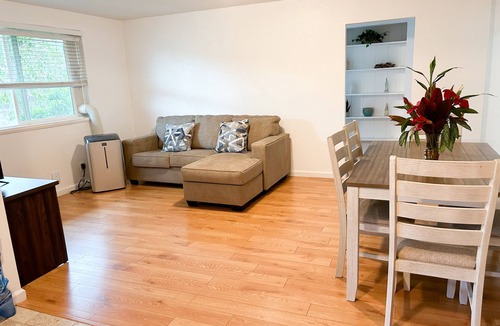 Wahiawa House | Centrally located | 15 minutes from North Shore | 30 Day Minimum