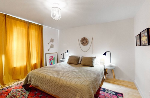 Greater South River City Condo | Centrally located city stay with pool & grill access, W/D, & AC - dog-friendly