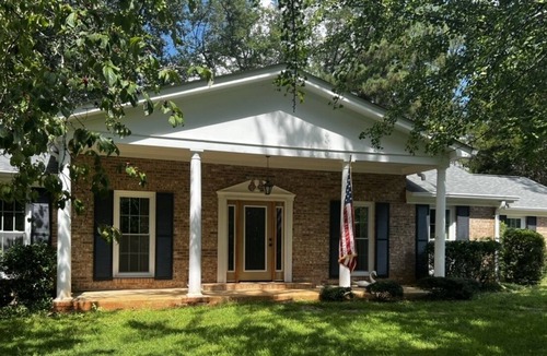 Athens House | Centrally located classic Athens home
