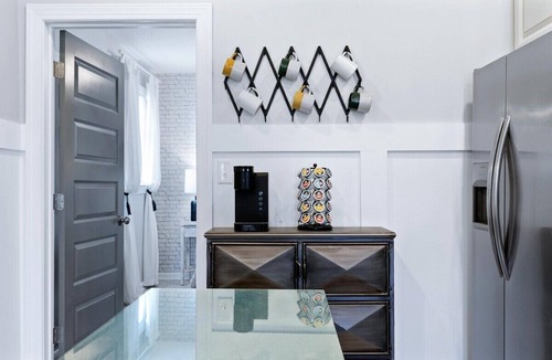 Downtown Apartment | Centrally located downtown 1/1, perfect for traveling workers
