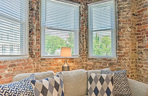 Church Hill Apartment | Centrally Located Richmond Apartment w/ Yard!