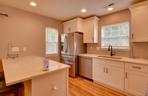 Charleston House | Charleston Townhome Near Credit One Stadium