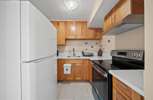 Waikiki Apartment | Charming 1-bedroom apartment in beautiful Honolulu with WiFi, AC