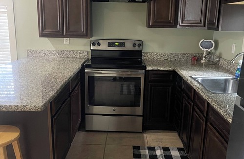 Bonifay Apartment | Charming 1-bedroom apartment with AC in Bonifay 40 miles from beaches.