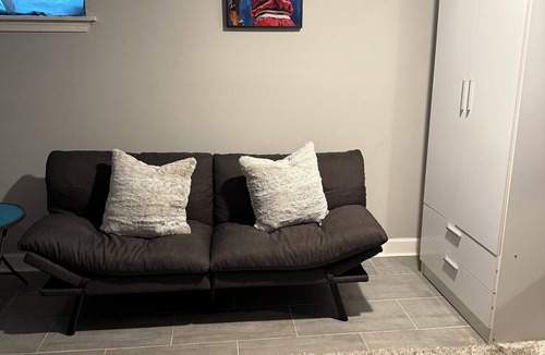 Washington Highlands House | Charming 1-bedroom basement apt with AC in the heart of southeast Washington