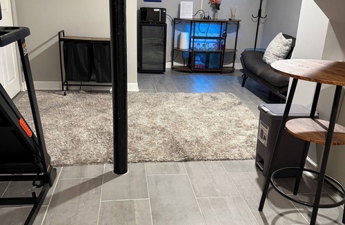 Washington Highlands House | Charming 1-bedroom basement apt with AC in the heart of southeast Washington