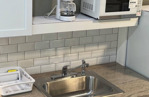Buckingham Estates Apartment | Charming 1-bedroom studio with AC in vibrant Austin