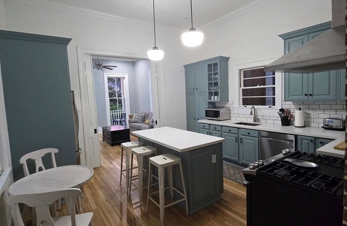 Mid-City House | Charming 1920 Side Hall, conveniently located to downtown New Orleans.