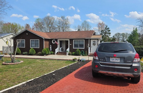 Corbin House | Charming 2-bedroom house in Fredericksburg with WiFi, AC