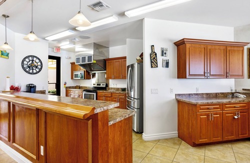 Singer Island Condo | Charming 2-bedroom 2 bath oceanfront condo with pool and private beach