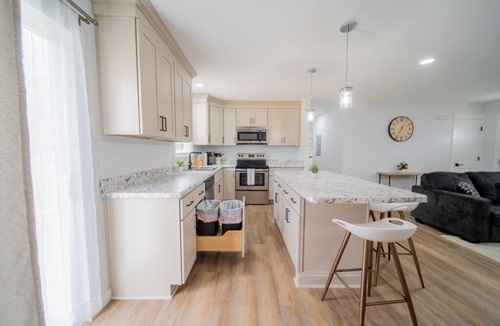 Wake County House | Charming 2-bedroom farmhouse in nice Wendell with AC, WiFi