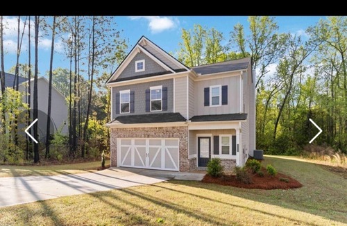 Jackson County House | Charming 2-bedroom house in lovely Hoschton with AC, 15mins to Chateau Elan.