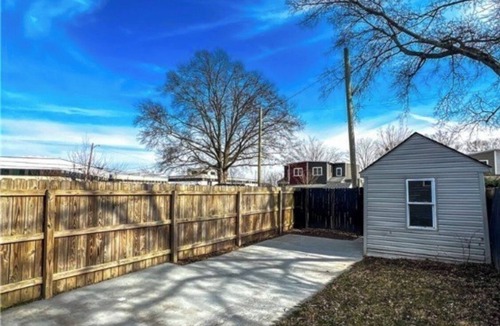 Church Hill House | Charming 2-bedroom house in lovely Richmond with WiFi, AC.