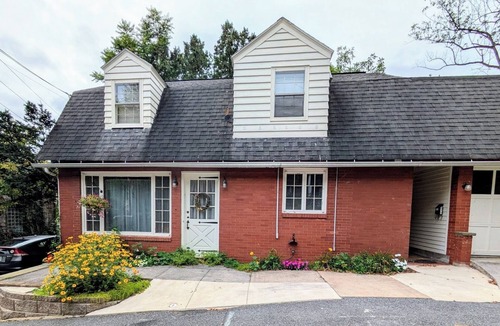 Bellefonte Apartment | Charming 2BR Private Home in Downtown Bellefonte Near Penn State & I-80