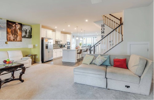 Laurel House | Charming 3 bedroom insurance corporate friendly- up to 6 guests