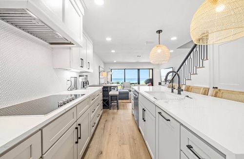 White's Gulfview House | Charming 3-bedroom beach front townhome in Inlet beach