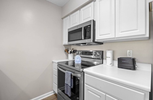 Carolina Forest Apartment | Charming 3 BR Condo Close to Coastal University!