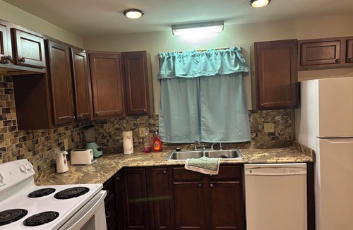 Petersburg House | Charming 4 bedroom 2 bathroom home in Prince George County.