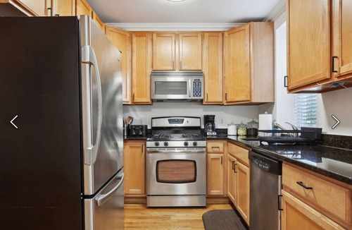 Manor Park House | Charming 4-bedroom townhome with AC & parking in NW Washington