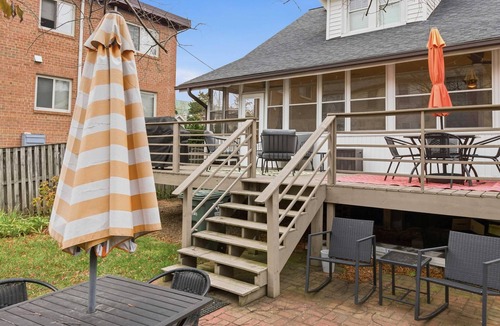 Lyon Park Apartment | Charming 4BR Bungalow - Steps to Clarendon METRO