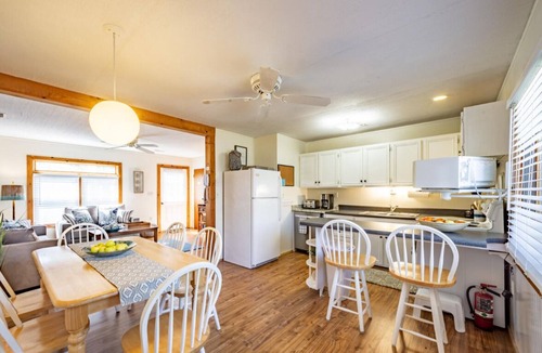 Avon Cottage | Charming beach cottage, 2 min. walk to the ocean! Pet friendly.