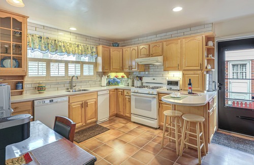 Seminary Hill House | Charming Boutique Home in West End Alexandria!