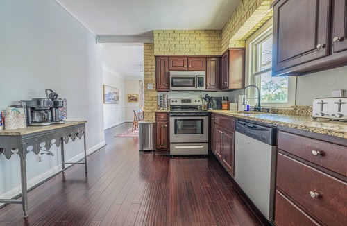 Columbus House | Charming Columbus Retreat 3BR Pool&Games