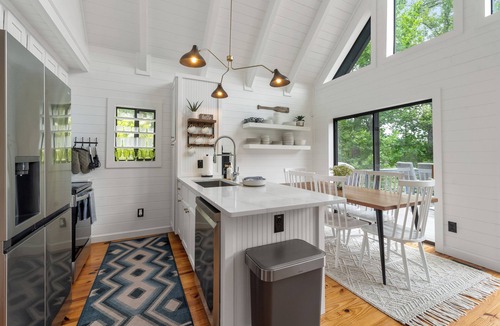 Seneca Cottage | Charming Cottage on Lake Keowee with Private Boat Dock